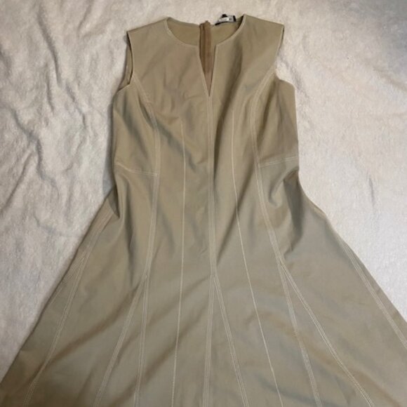 Dresses & Skirts - Lafayette Women's Size 12 Sleeveless A-line Beige V-Neck Dress